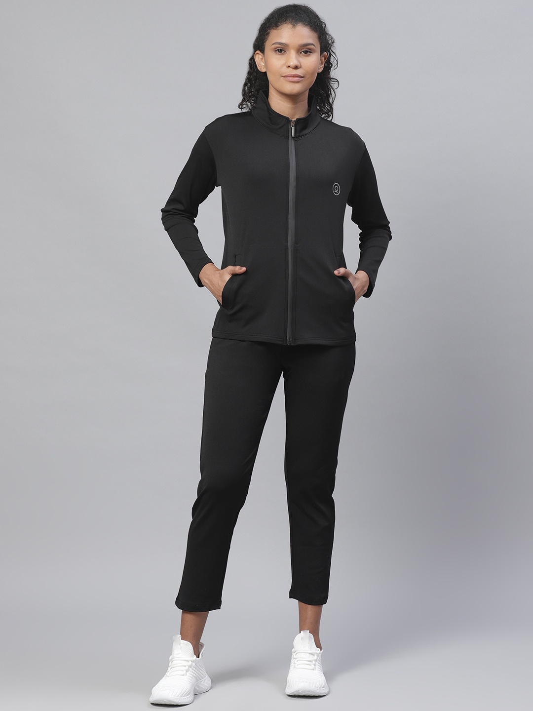 

CHKOKKO Women Black Solid Training Tracksuit