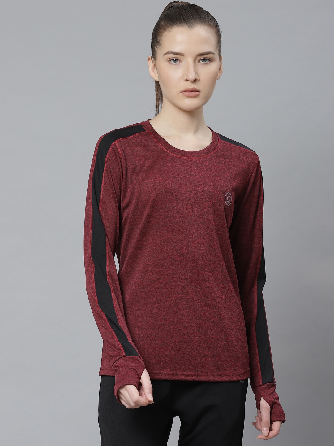 

CHKOKKO Women Maroon Solid Round Neck Training T-shirt