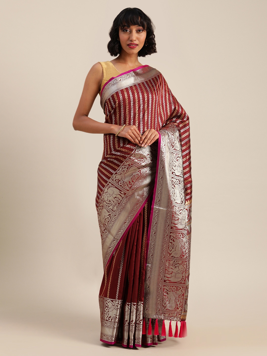 

VASTRANAND Brown & Silver-Toned Silk Blend Embellished Banarasi Saree
