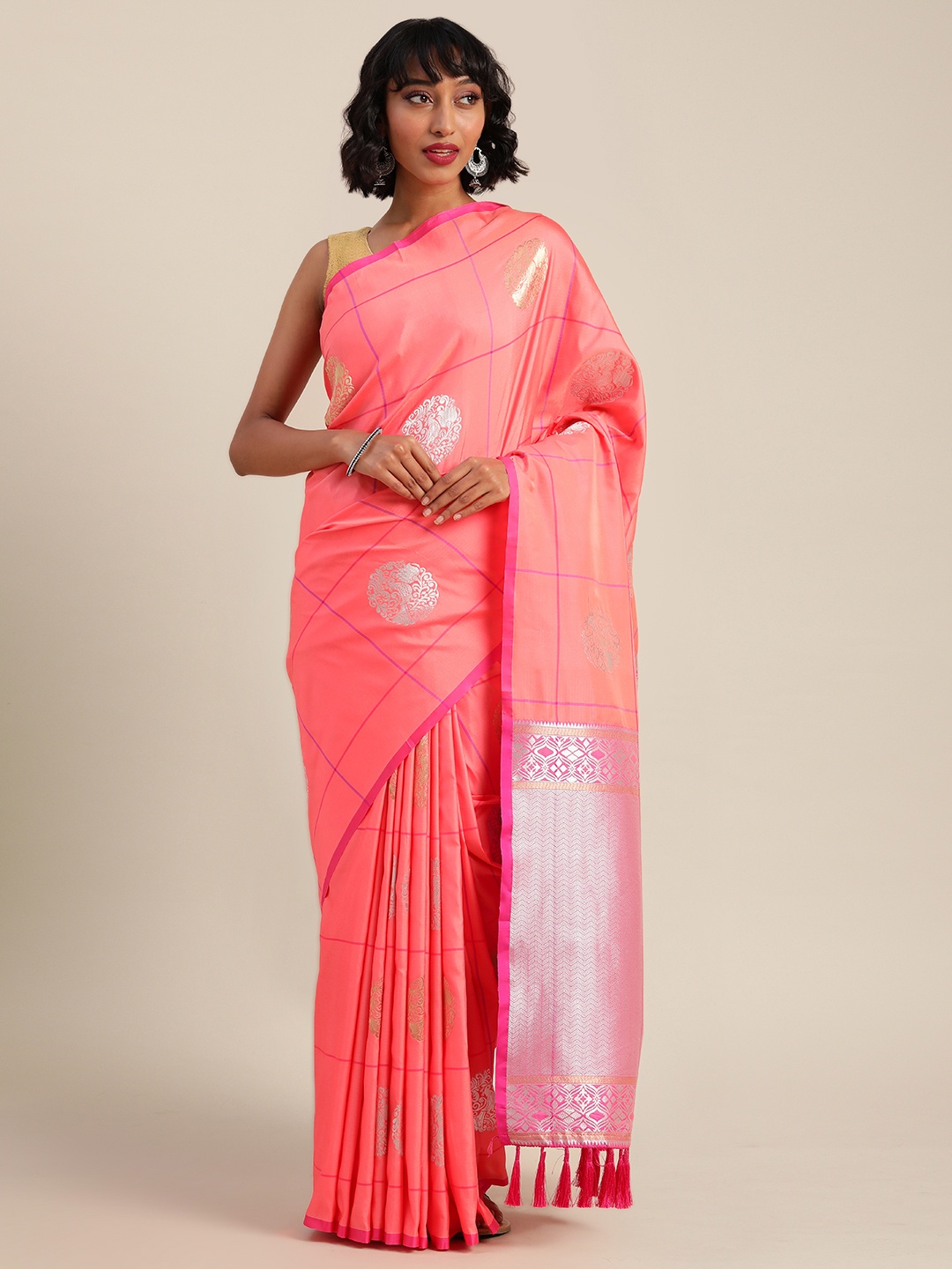 

VASTRANAND Orange & Pink Silk Blend Checked Banarasi Saree
