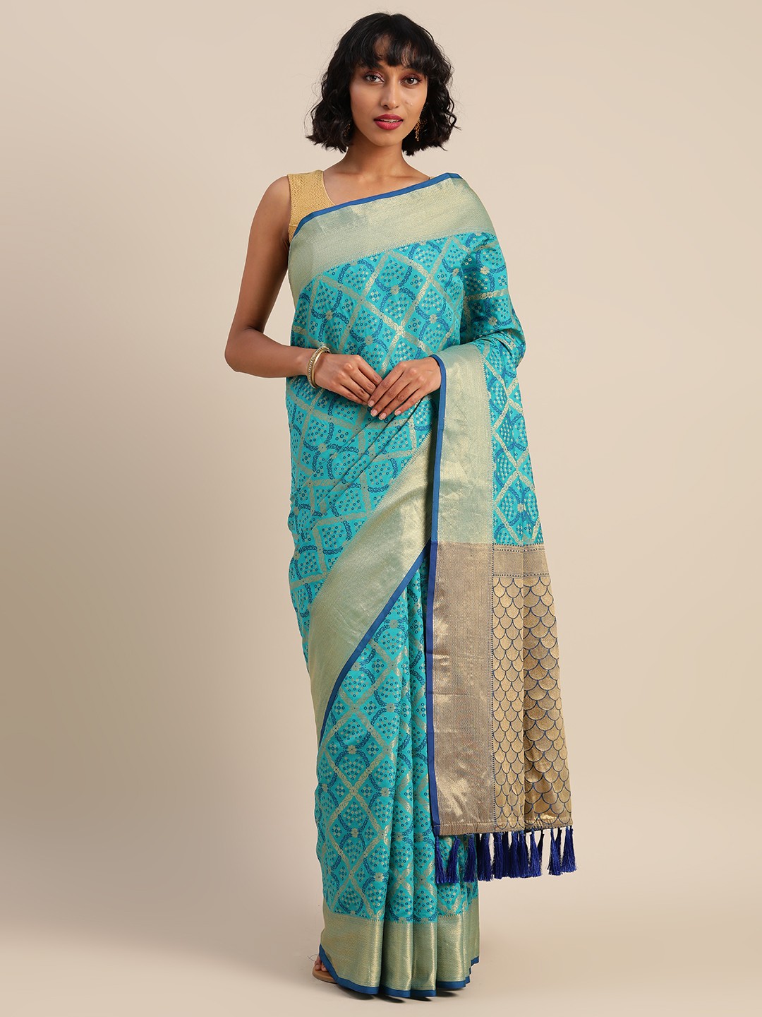 

VASTRANAND Teal Blue & Gold-Toned Silk Blend Woven Design Patola Saree