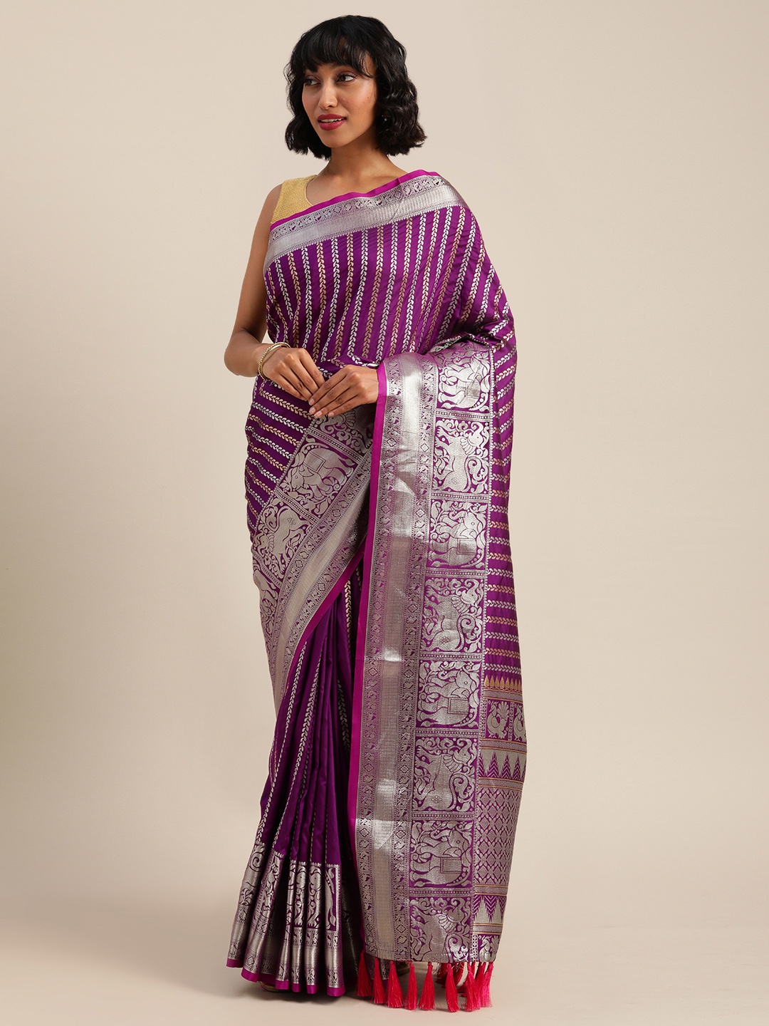

VASTRANAND Lavender & Silver-Toned Silk Blend Embellished Banarasi Saree