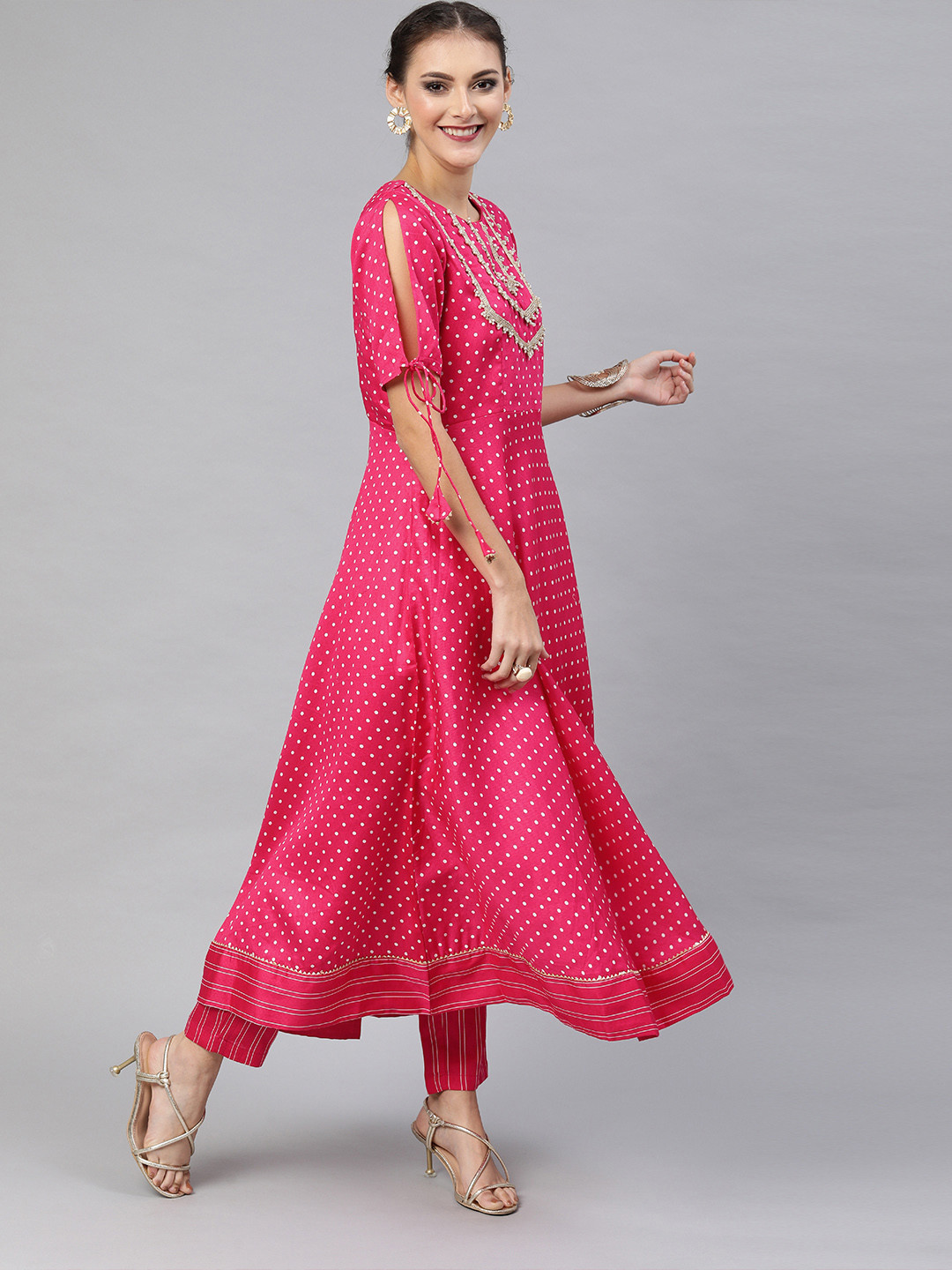 

Inddus Women Pink & White Printed Kurta with Trousers