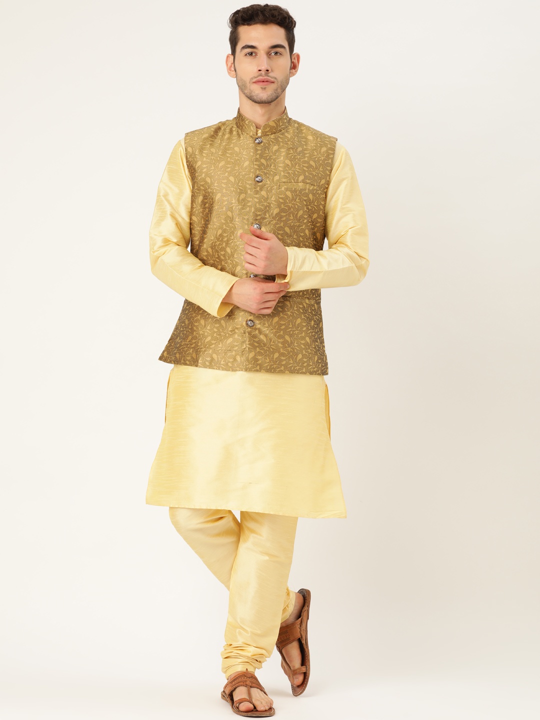 

SOJANYA Men Yellow & Brown Solid Kurta Set with Nehru Jacket