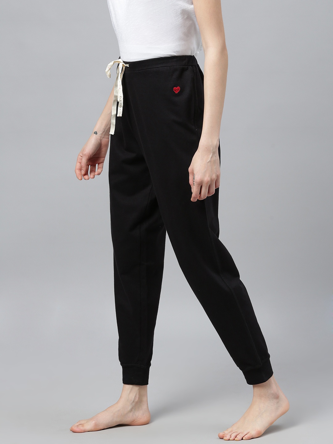 

Chemistry Women Black Solid Lounge Joggers