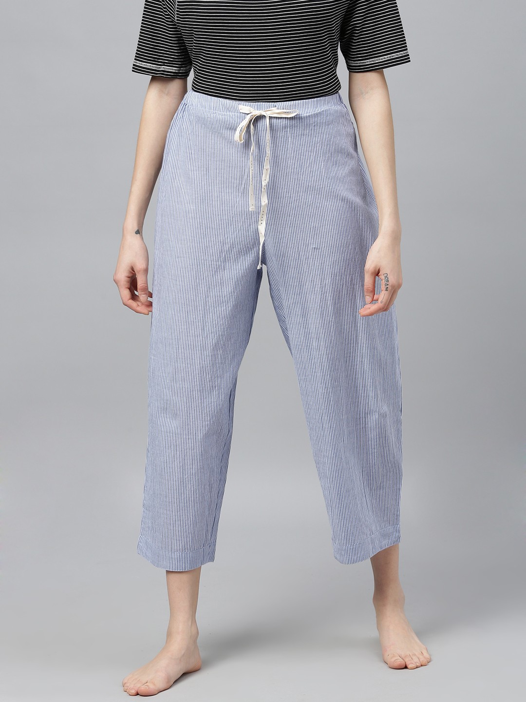 

Chemistry Woman's Blue and White Striped Cropped Lounge Pants