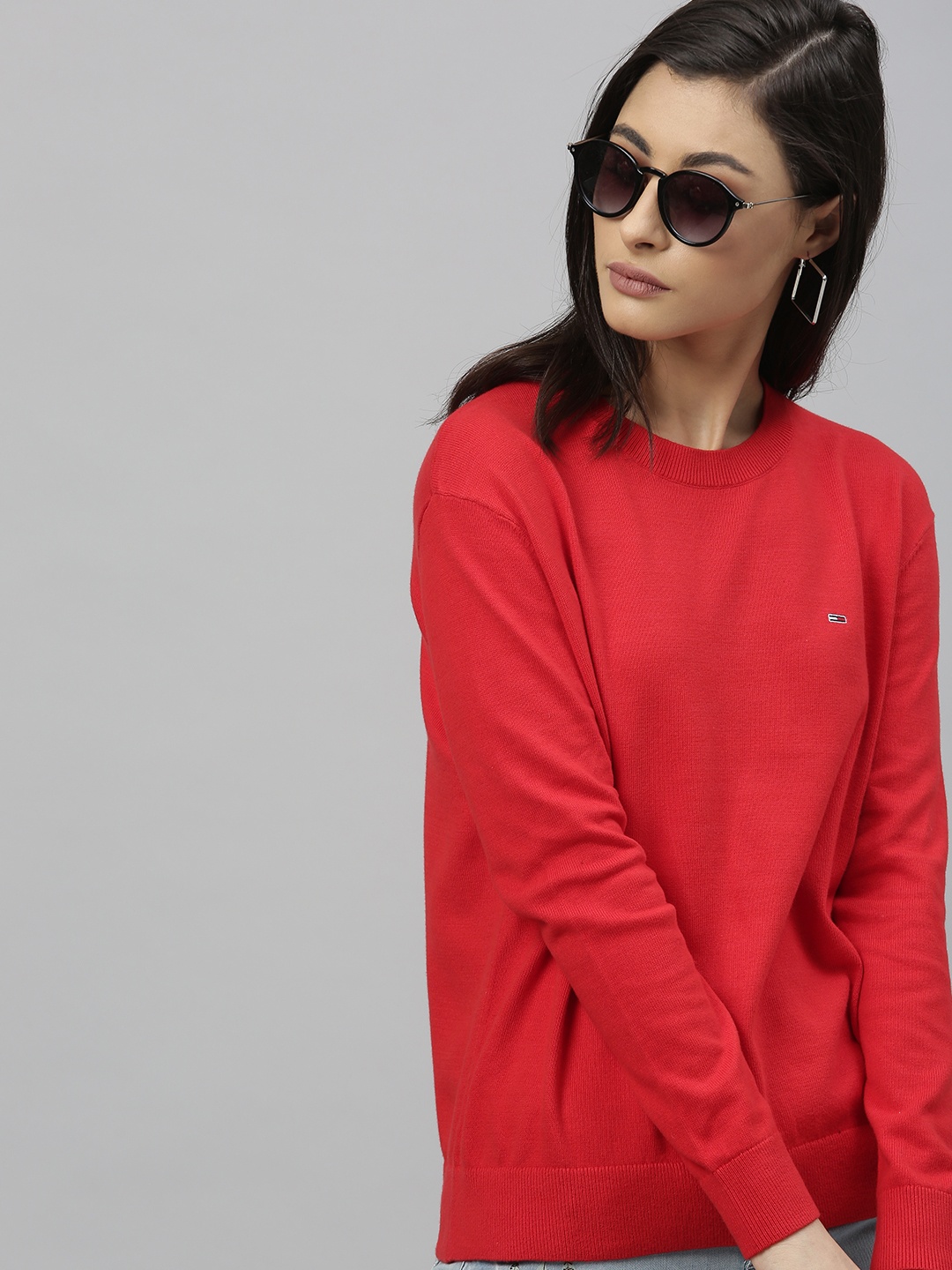 

Tommy Hilfiger Women Red Solid Pullover Sweater