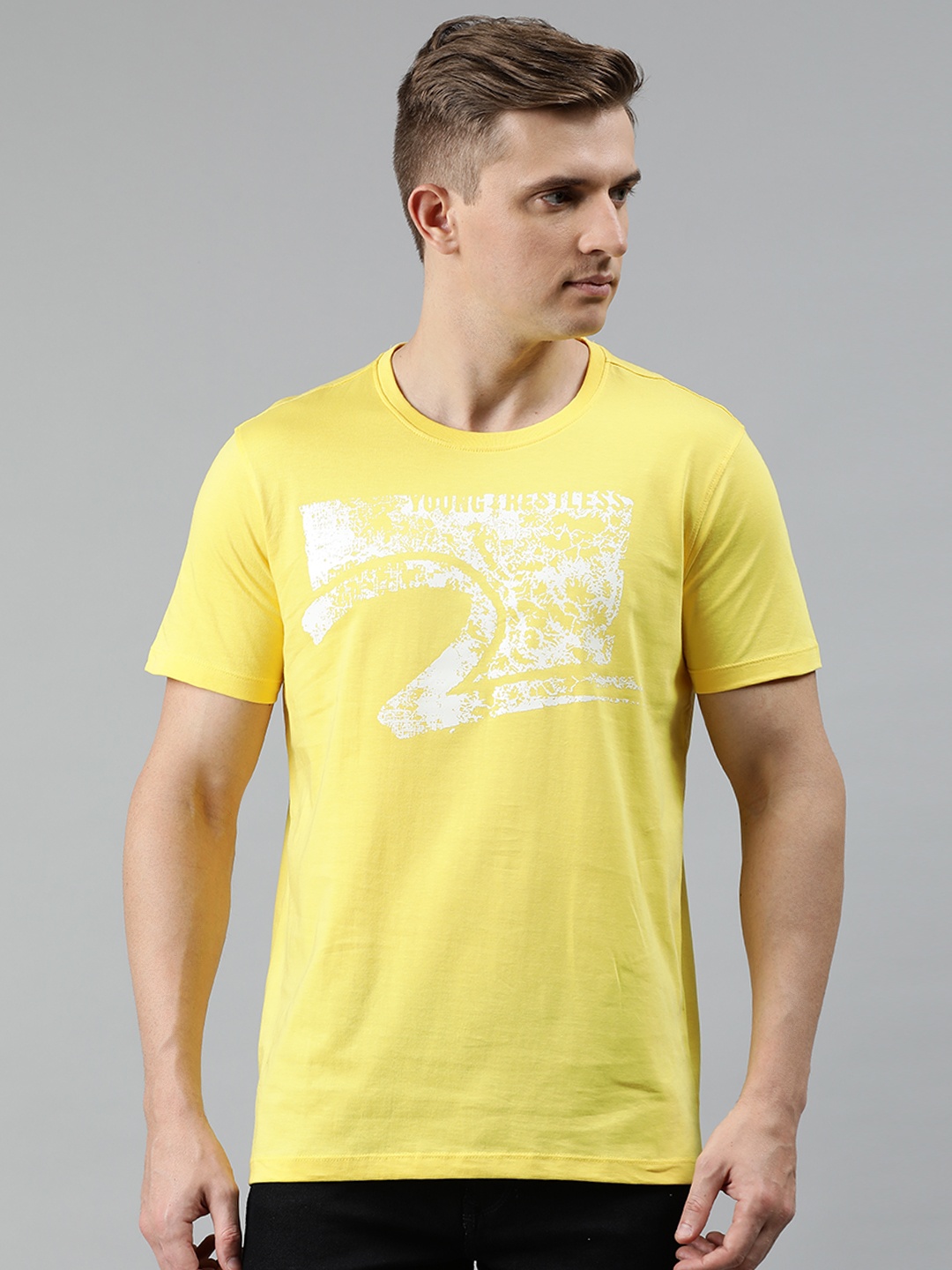

SPYKAR Men Yellow Printed Round Neck Pure Cotton T-shirt