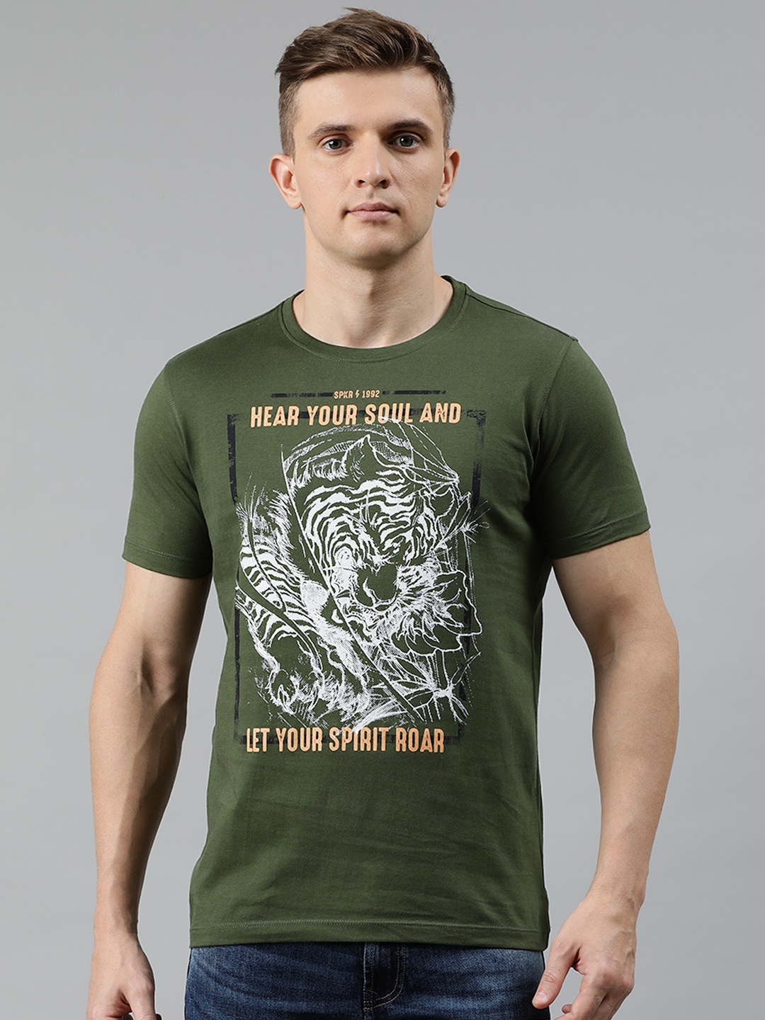 

SPYKAR Men Olive Green Printed Round Neck Pure Cotton T-shirt