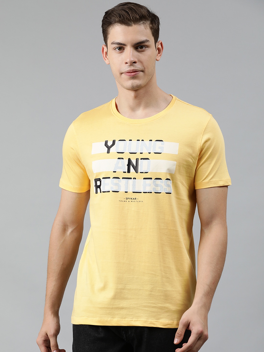 

SPYKAR Men Yellow Printed Round Neck Pure Cotton T-shirt