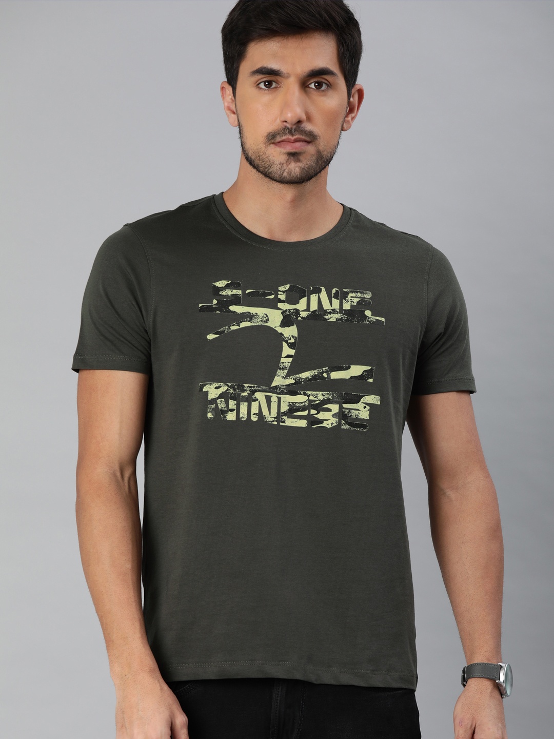 

SPYKAR Men Charcoal Grey Printed Round Neck Pure Cotton T-shirt