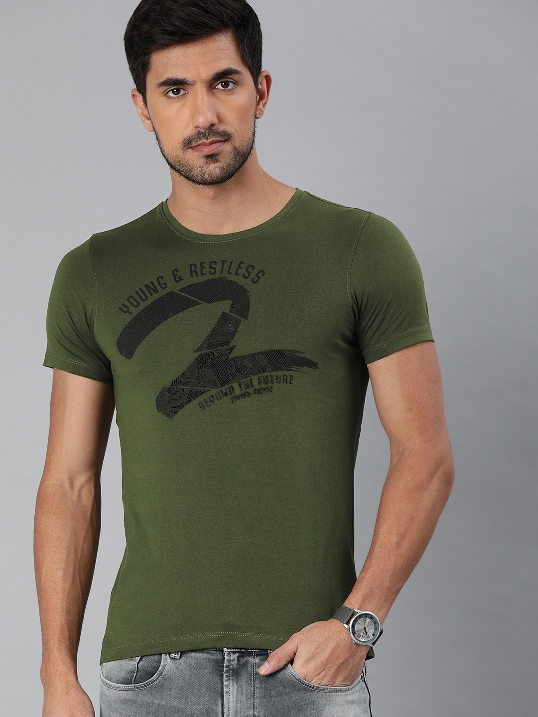 

SPYKAR Men Olive Green Printed Round Neck T-shirt