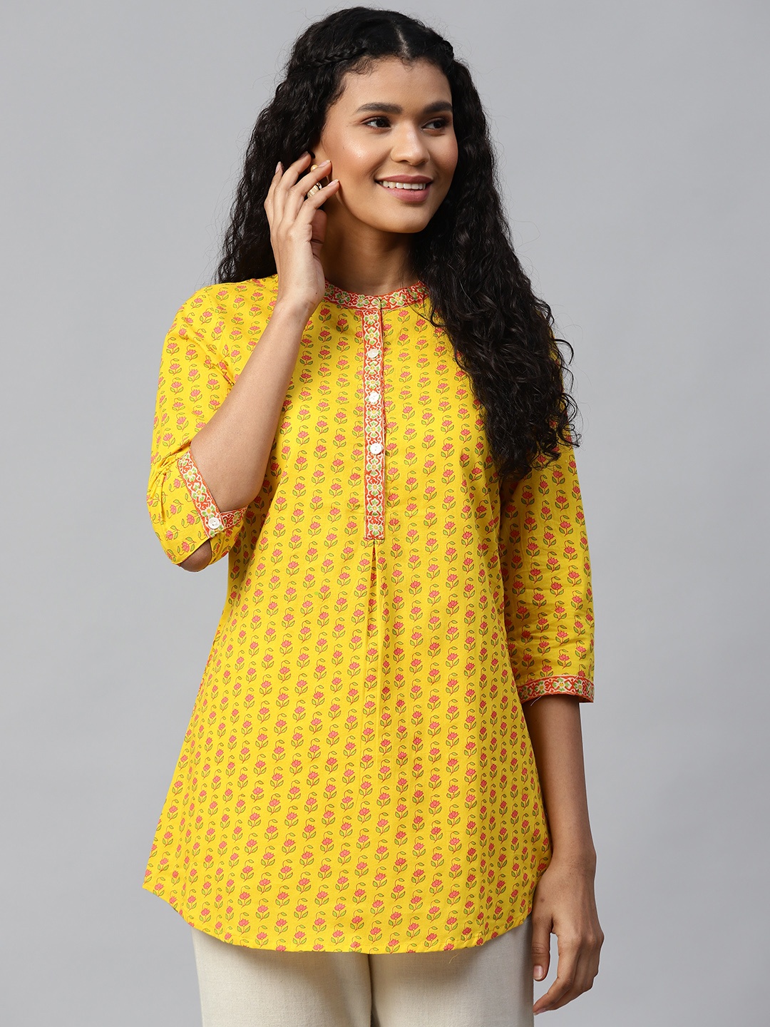 

Rain & Rainbow Women Yellow & Pink Printed Pure Cotton Top