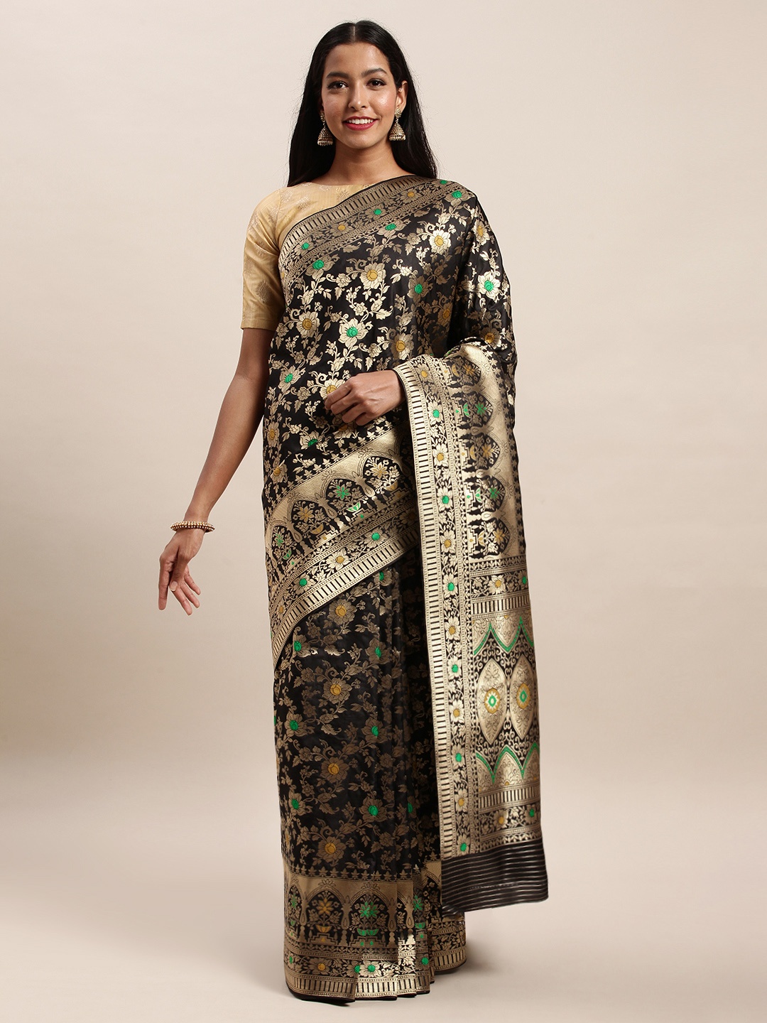 

SANGAM PRINTS Black & Gold-Coloured Pure Silk Woven Design Saree