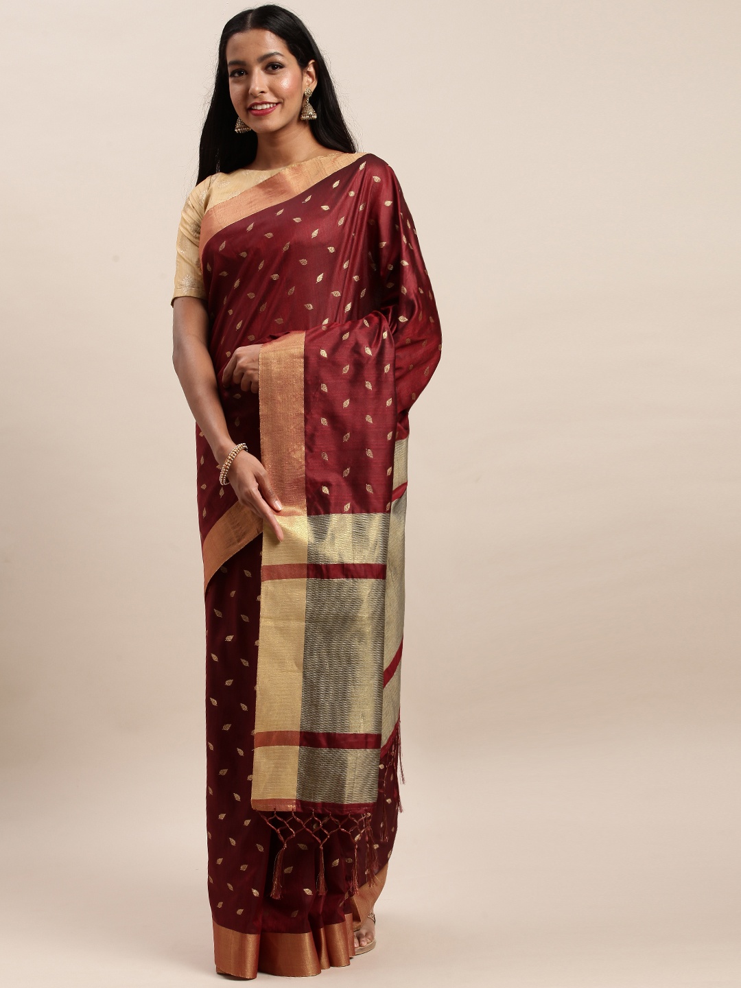 

SANGAM PRINTS Maroon & Gold-Toned Pure Silk Woven Design Saree