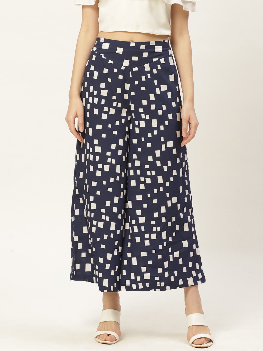 

Deewa Women Navy Blue & White Printed Wide Leg Cropped Palazzos