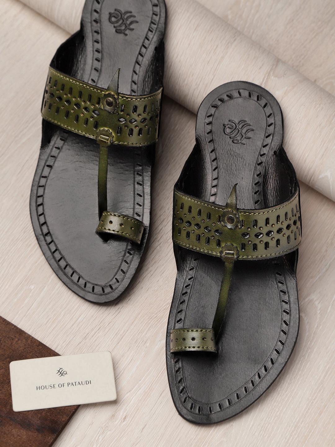 

House of Pataudi Men Olive Green Laser Cut Handcrafted Leather Kolhapuris