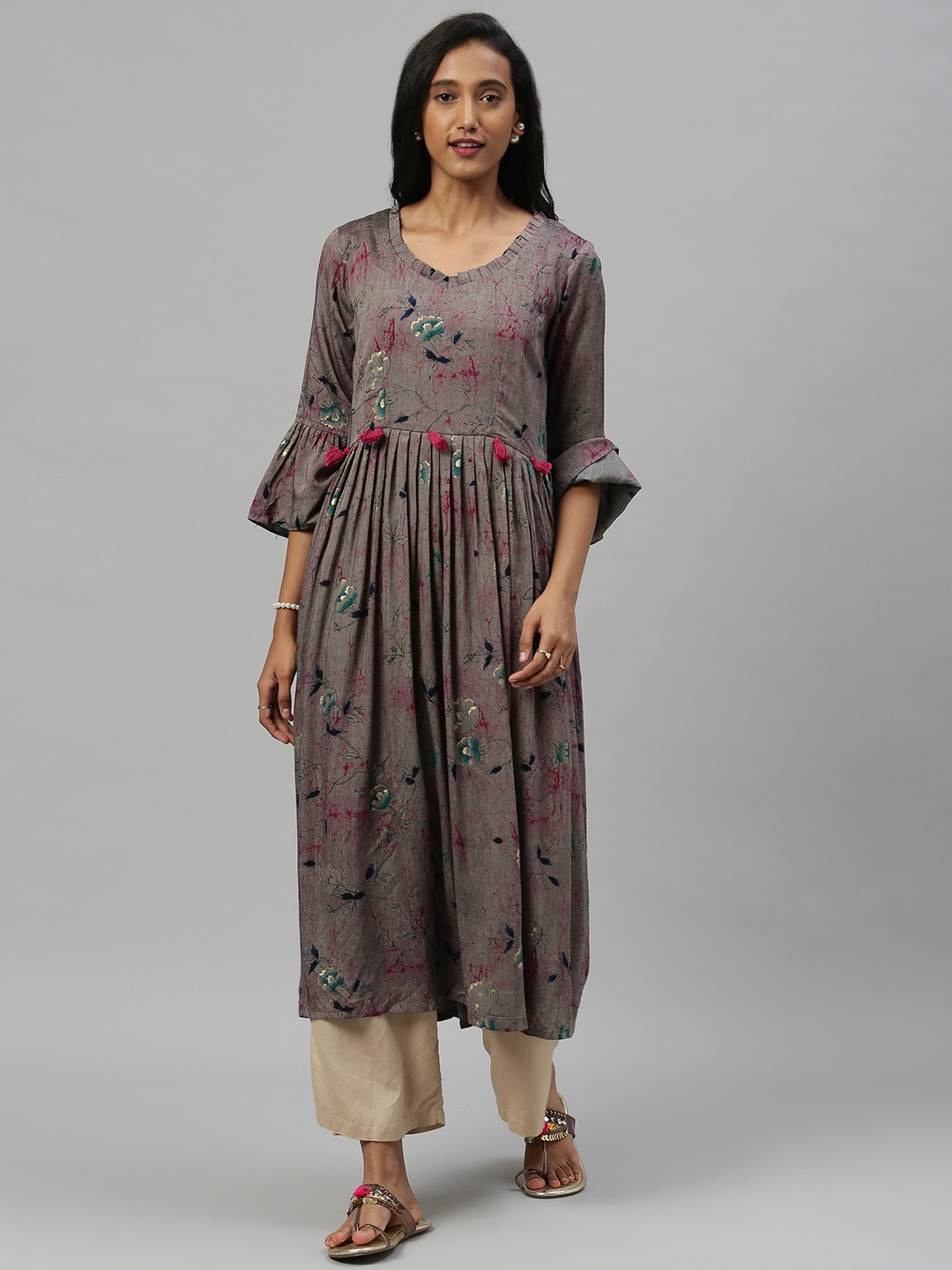 

Inddus Women Grey Printed A-Line Kurta