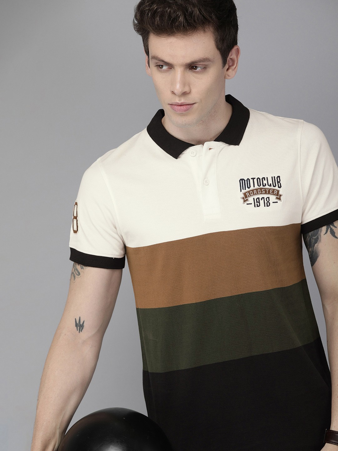 

Roadster Men Off-White Brown Colourblocked Polo Collar Pure Cotton T-shirt