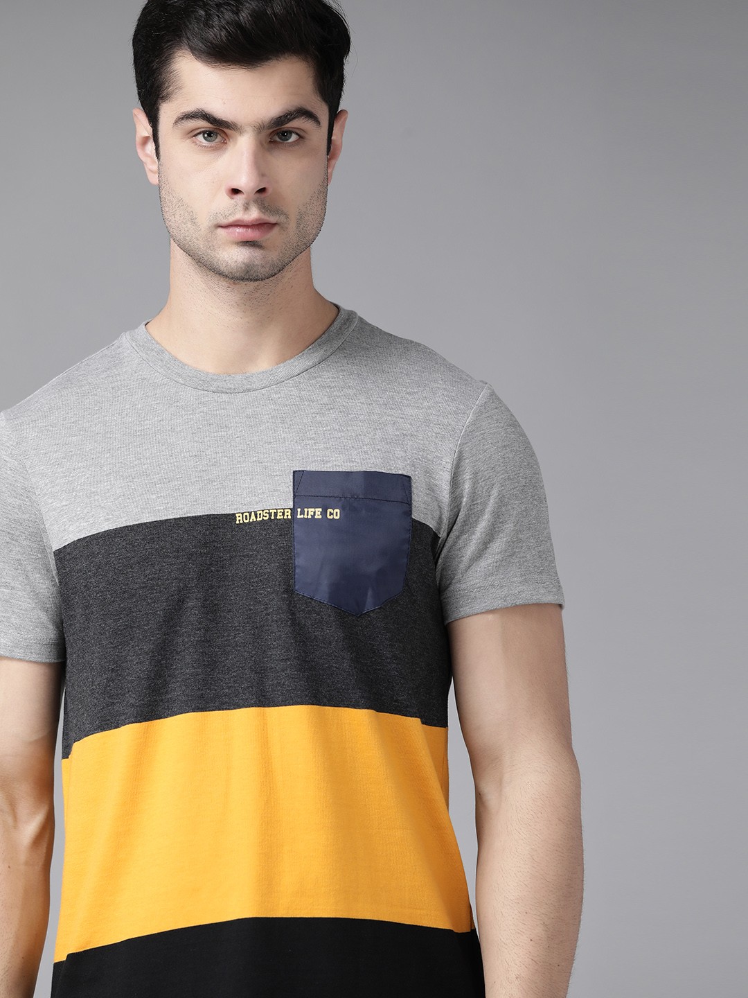 

Roadster Men Grey & Mustard Yellow Striped Round Neck T-shirt
