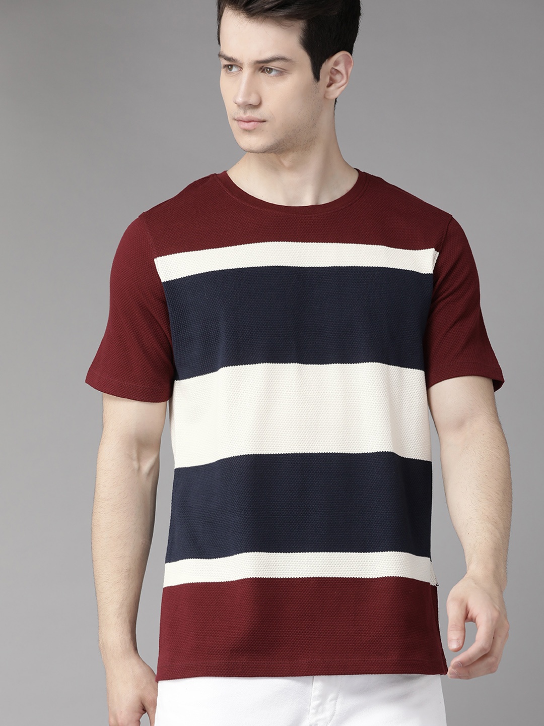 

Roadster Men Maroon Navy Pure Cotton Striped Round Neck Pure Cotton T-shirt