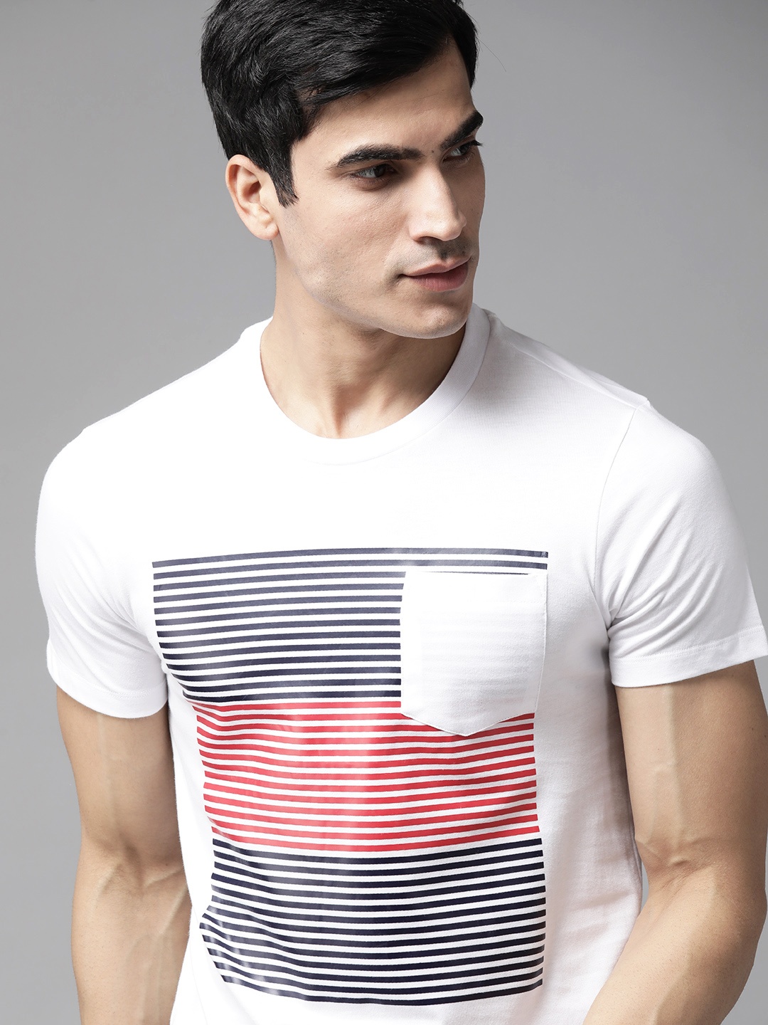 

Roadster Men White & Red Pure Cotton Striped Round Neck T-shirt