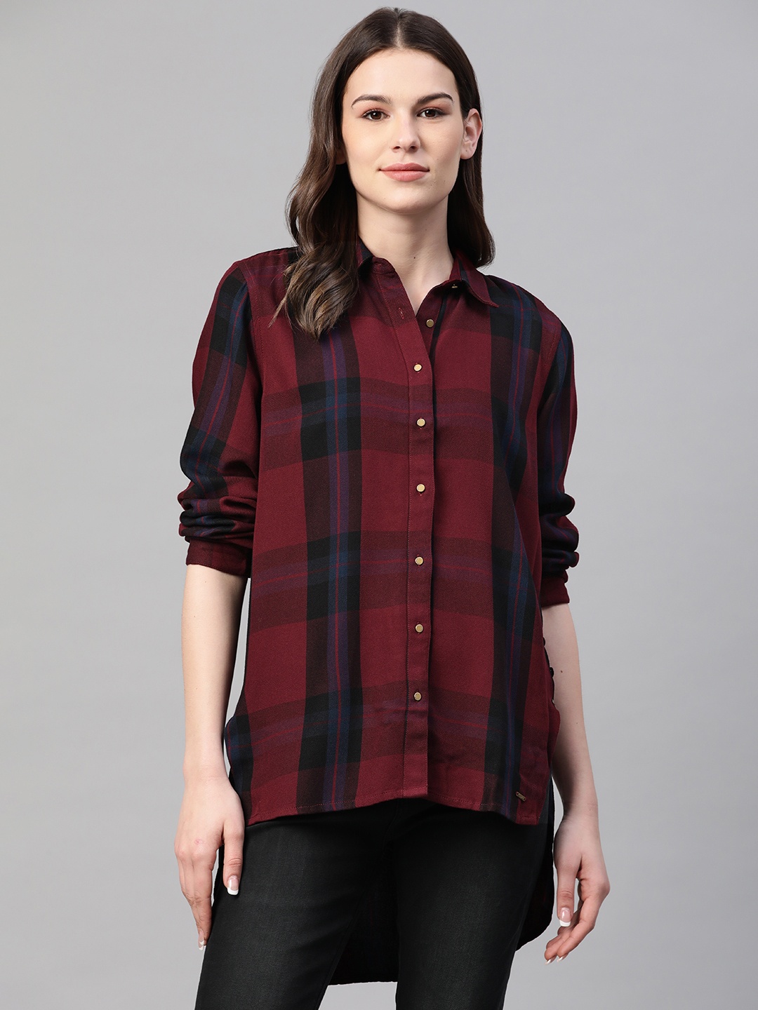 

Pepe Jeans Women Maroon & Black Regular Fit Checked High-Low Casual Shirt