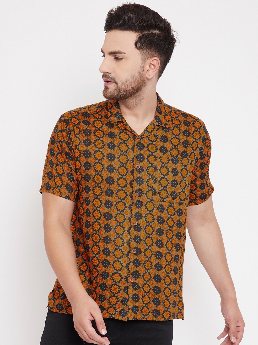 

even Men Navy Blue & Mustard Yellow Slim Fit Printed Casual Shirt
