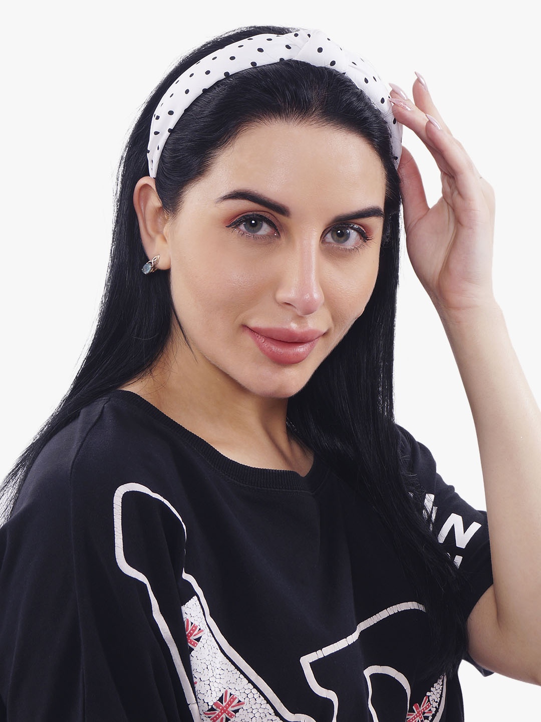 

BuckleUp White Hairband