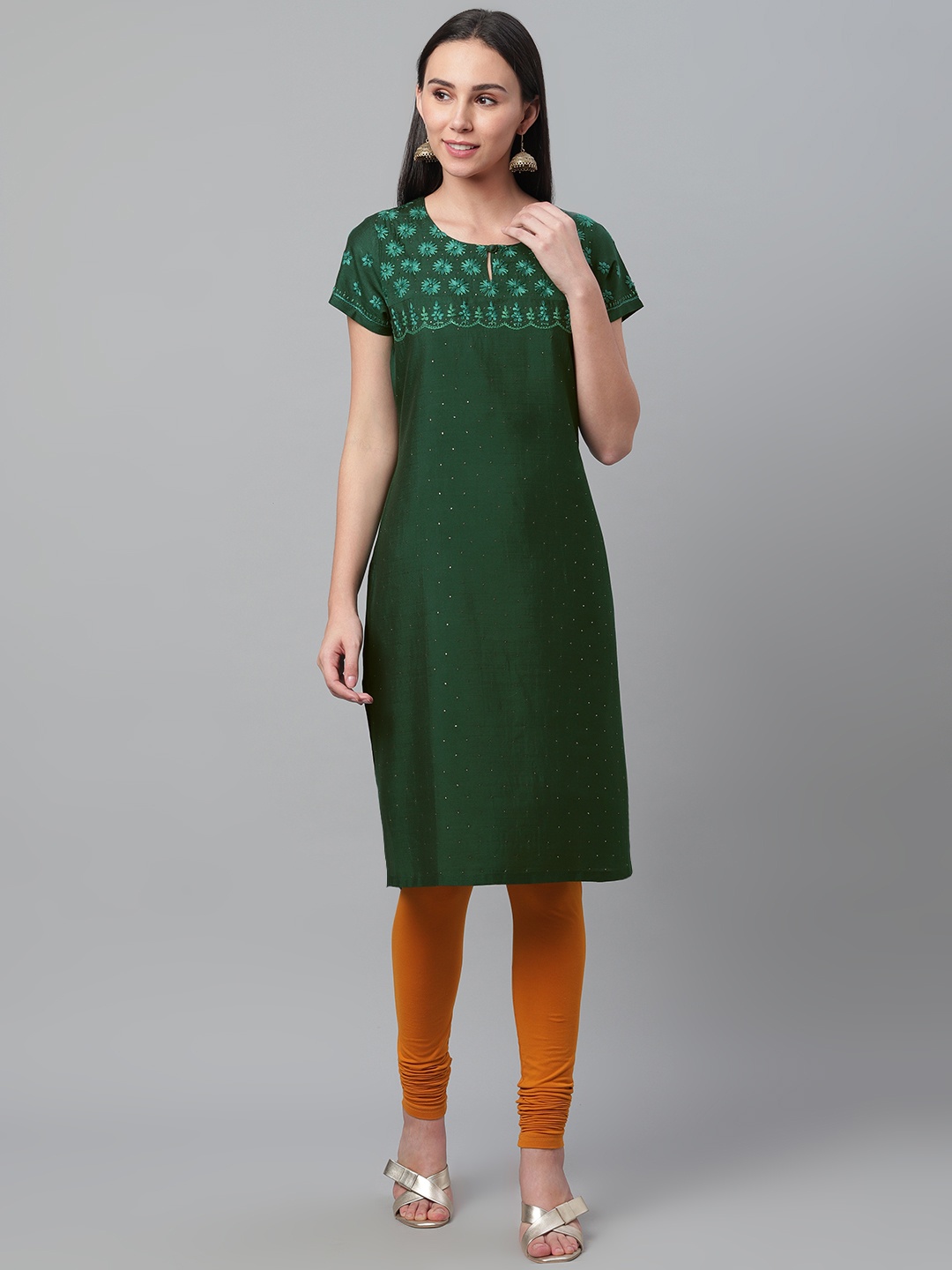 

akheri Women Green Yoke Design Chikankari Embroidered Straight Kurta