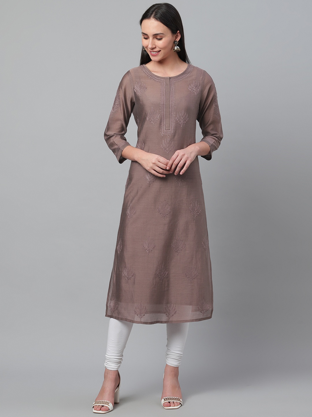 

akheri Women Taupe Chikankari Embroidered Chanderi Straight Kurta