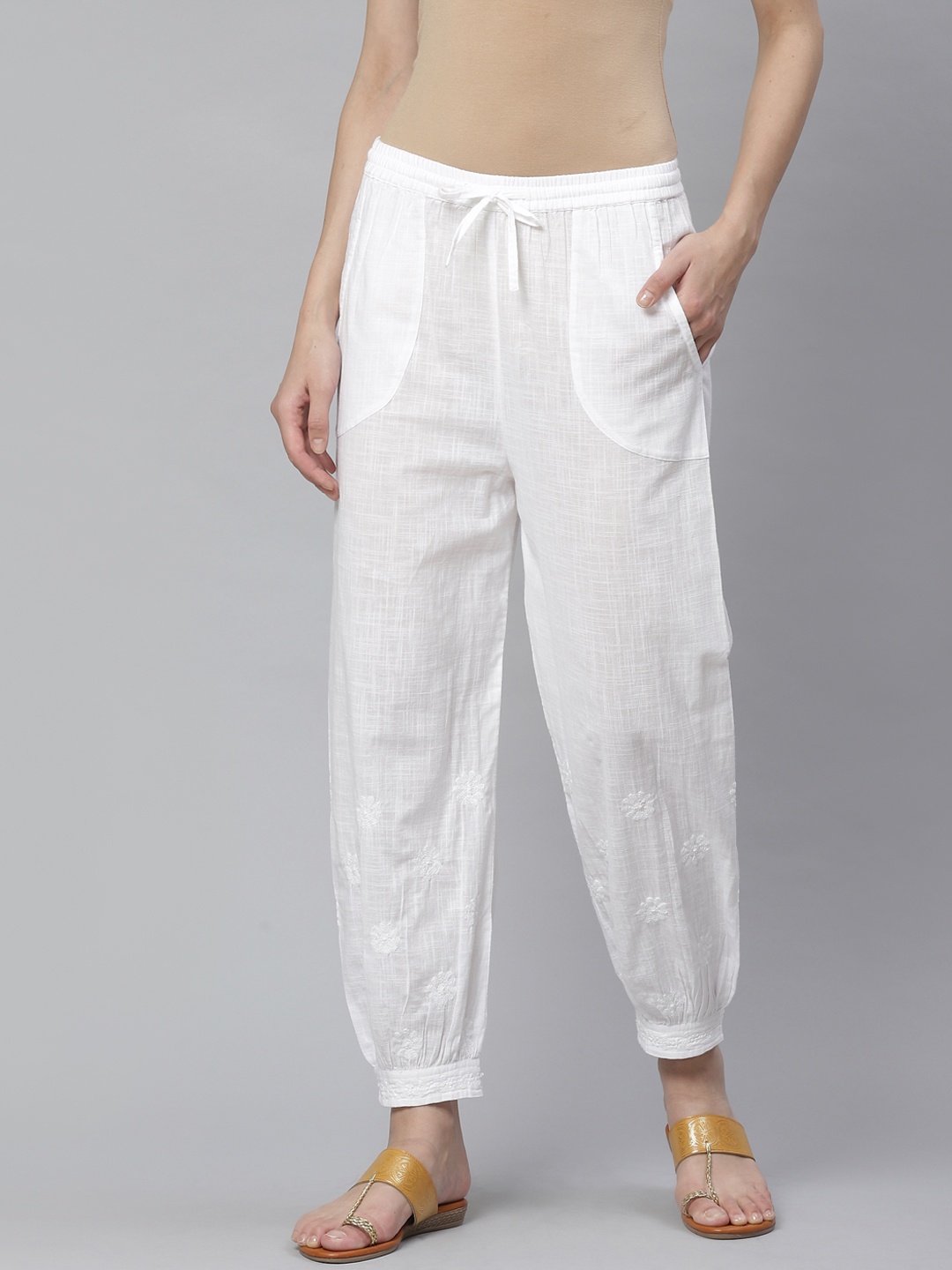 

akheri Women White Embroidered Regular Fit Peg Trousers