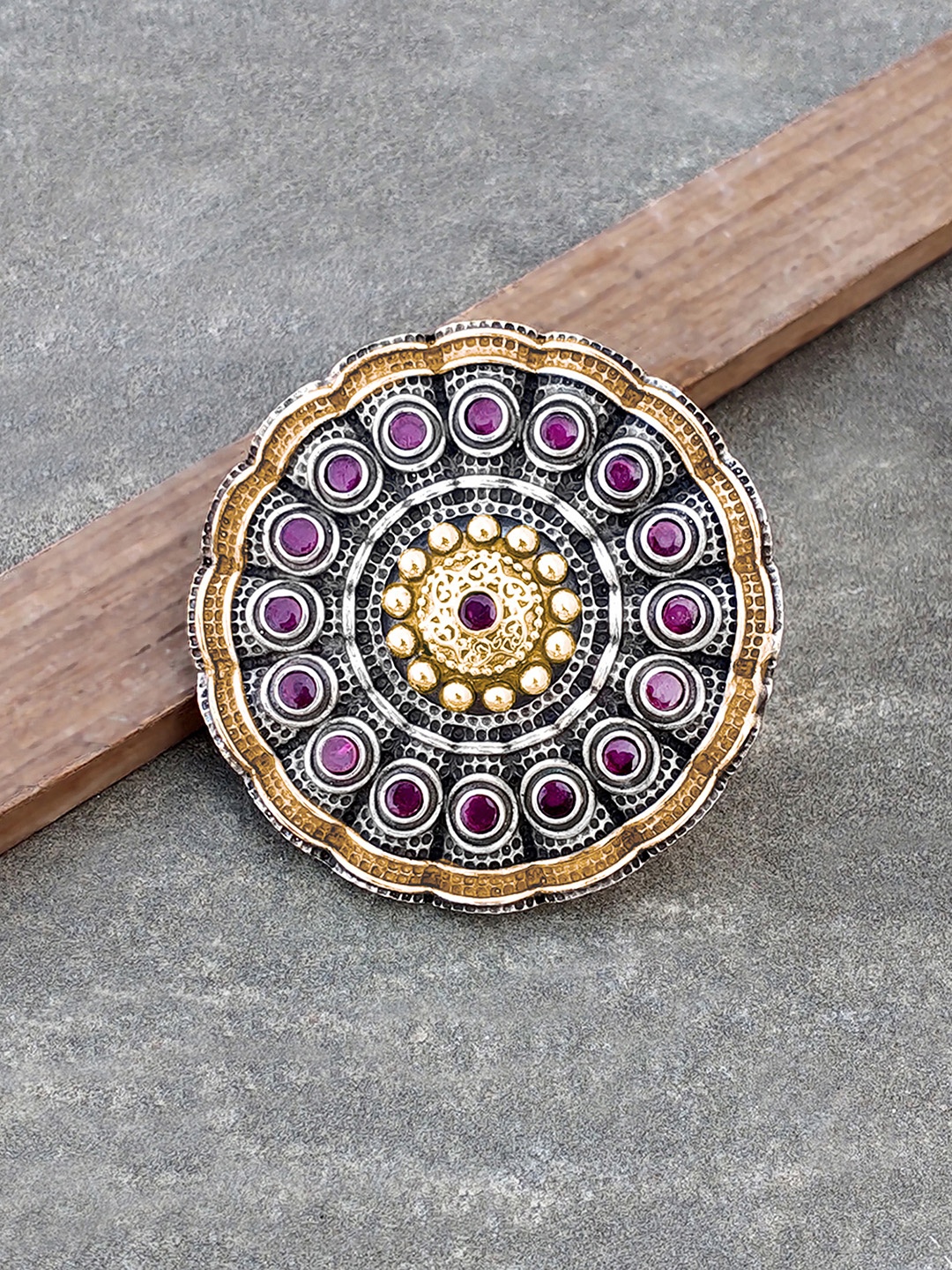 

Peora Silver-Plated & Gold-Plated Oxidised Floral Adjustable Finger Ring