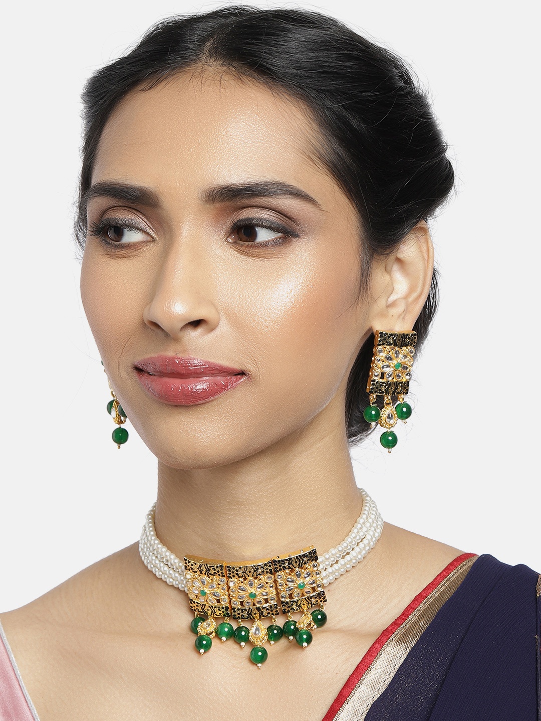 

Peora Green & Gold Plated Kundan Faux Pearl Green Choker Necklace Jewellery Set