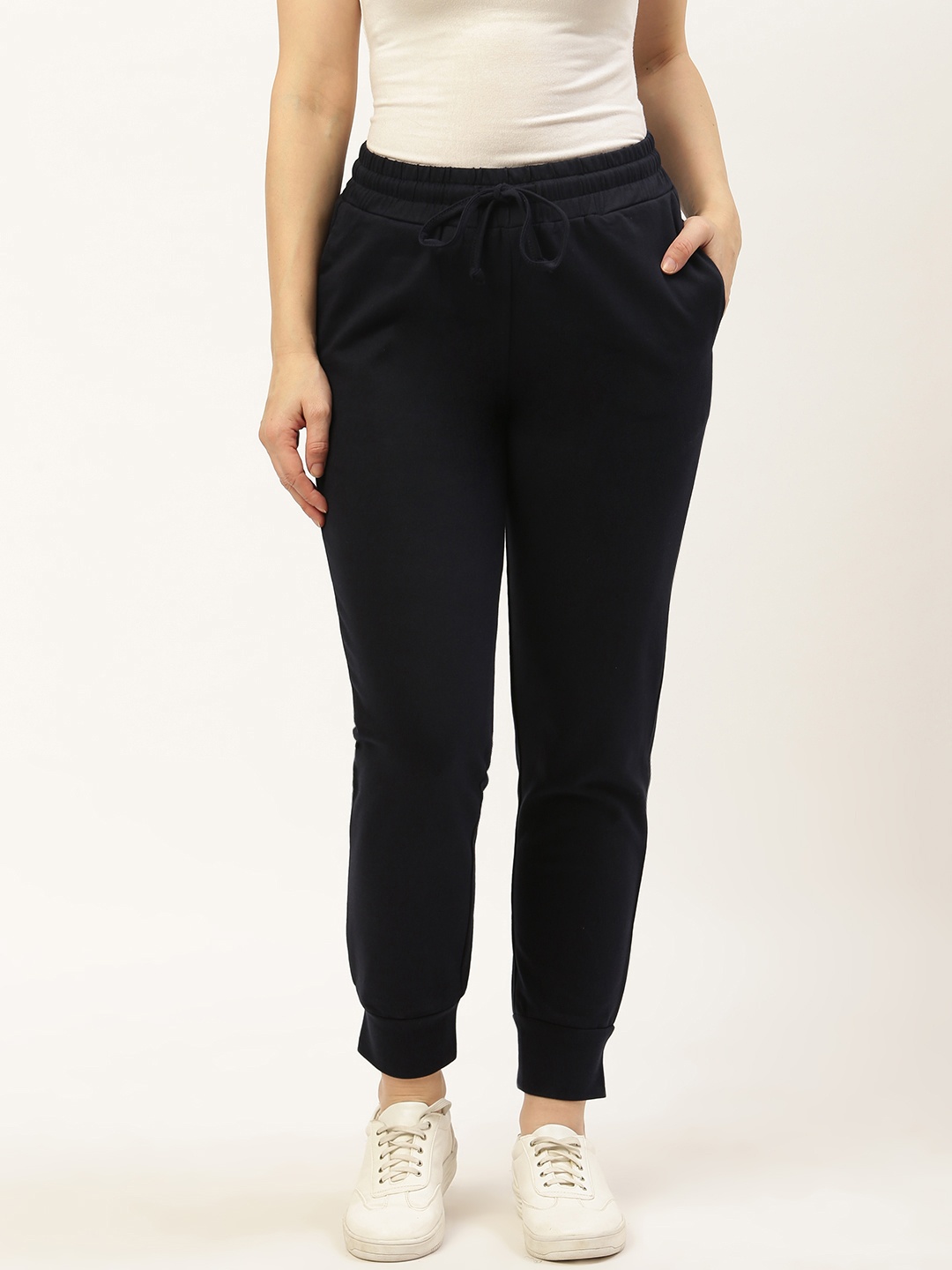 

Besiva Women Black Solid Cotton Joggers