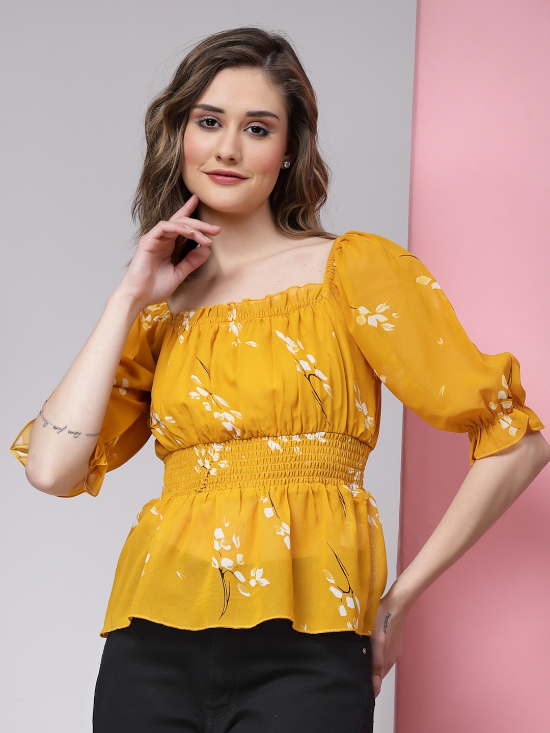 

KASSUALLY Yellow & White Floral Print Peplum Top