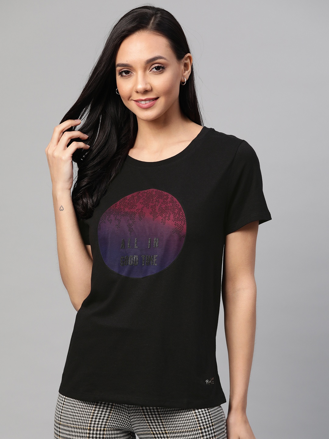 

Pepe Jeans Women Black Printed Round Neck T-shirt