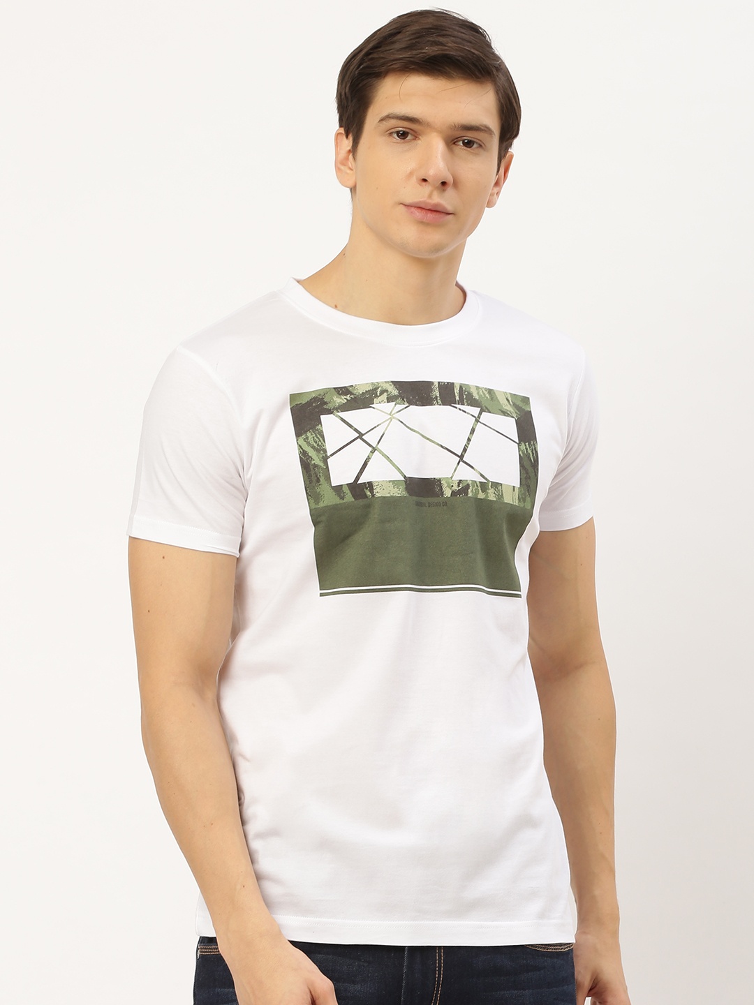 

THE CHAMBAL Men White Olive Green Geometric Printed Round Neck Pure Cotton T-shirt