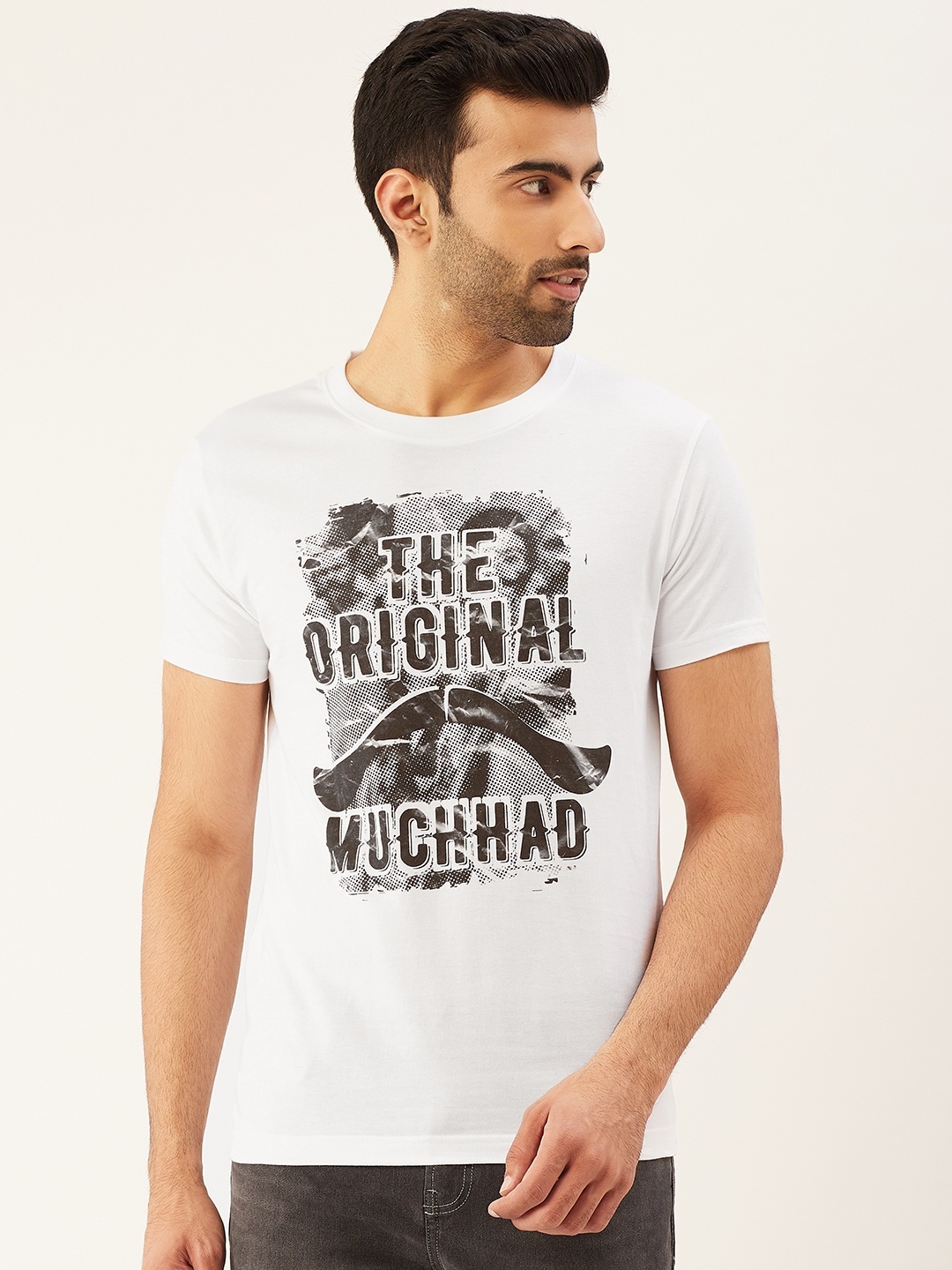 

THE CHAMBAL Men White Black Printed Round Neck Pure Cotton T-shirt