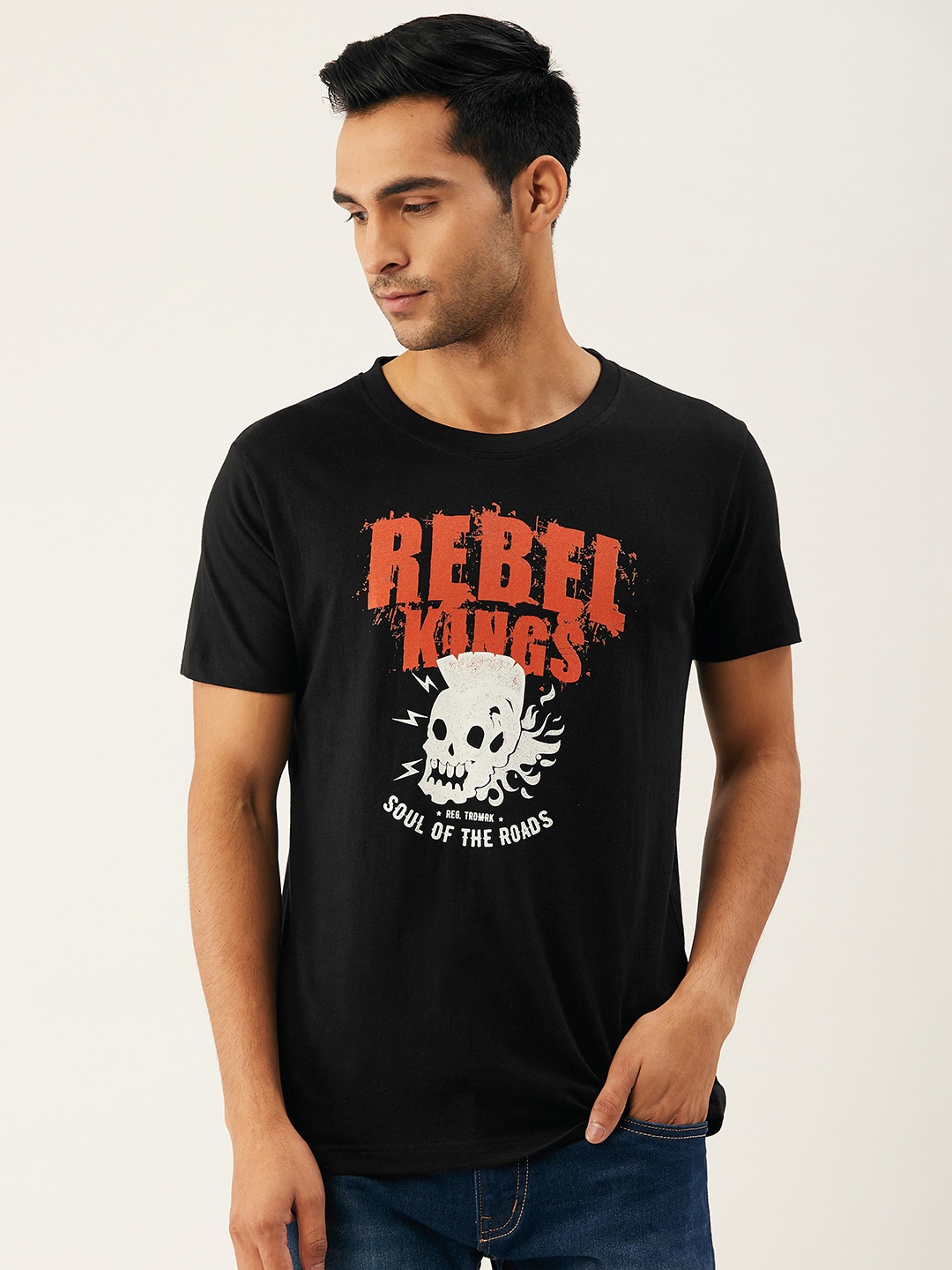 

THE CHAMBAL Men Black Red Printed Round Neck Pure Cotton T-shirt