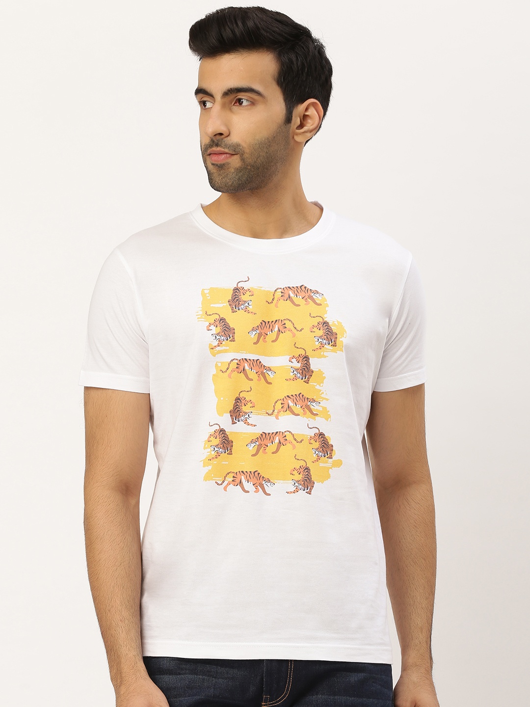 

THE CHAMBAL Men White Yellow Tiger Print Round Neck Bio-Wash Pure Cotton T-shirt