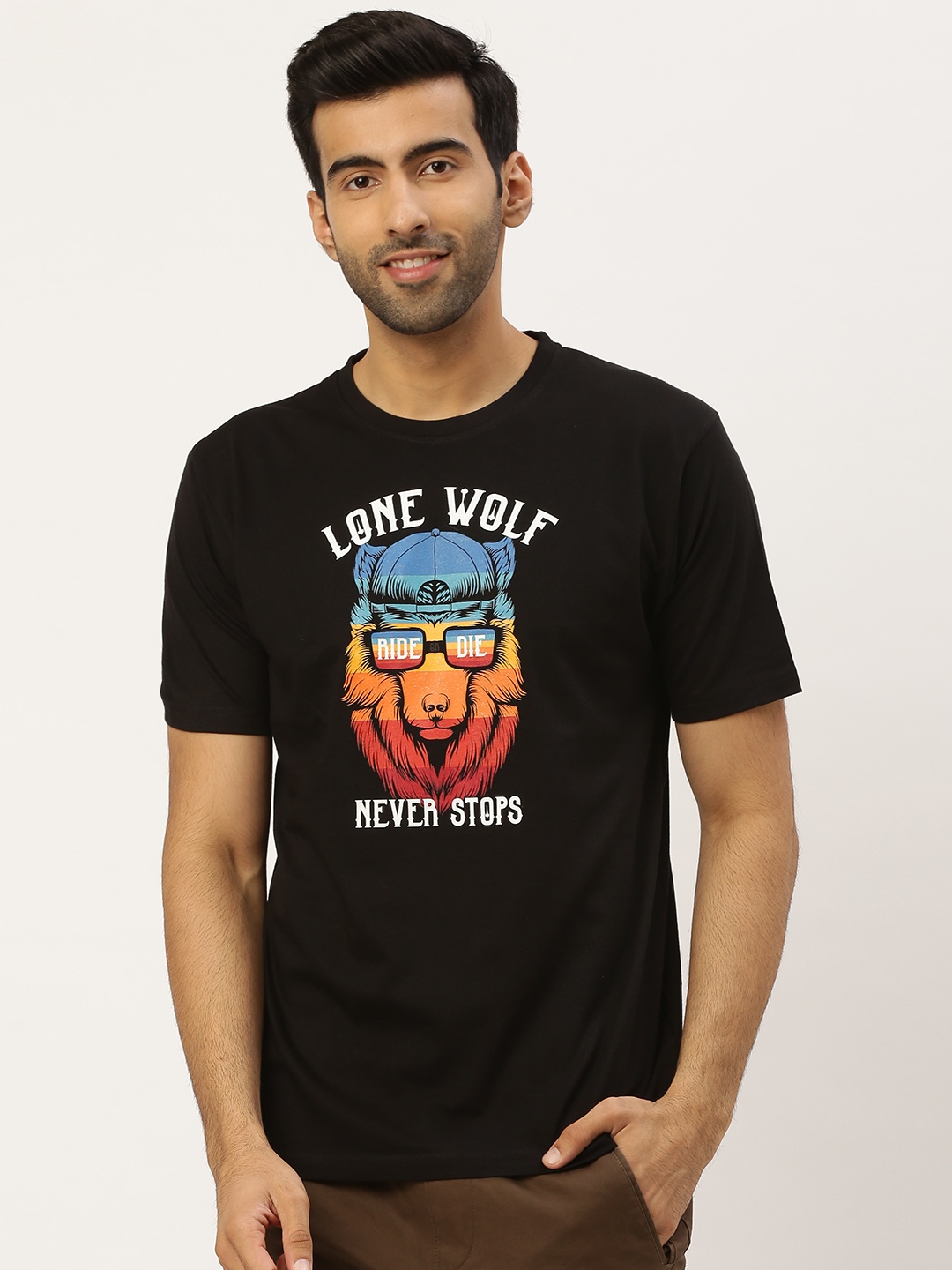 

THE CHAMBAL Men Black Red Lone Wolf Print Round Neck Bio-Wash Pure Cotton T-shirt