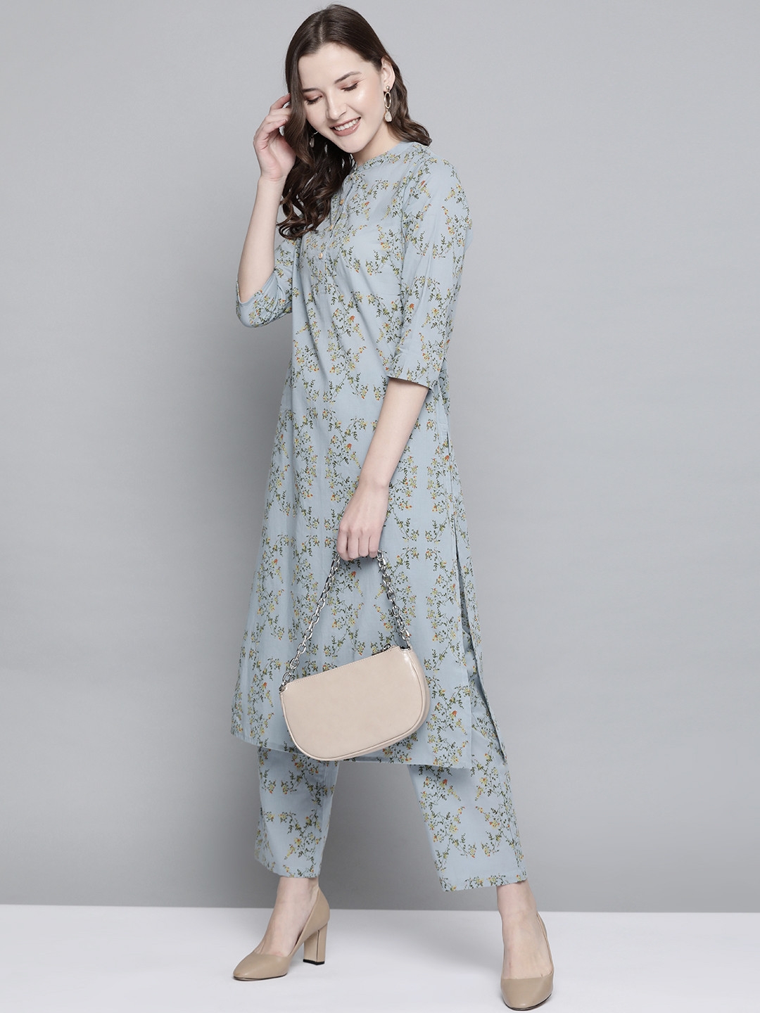 

HERE&NOW Women Blue & Green Floral Print Kurta with Palazzos