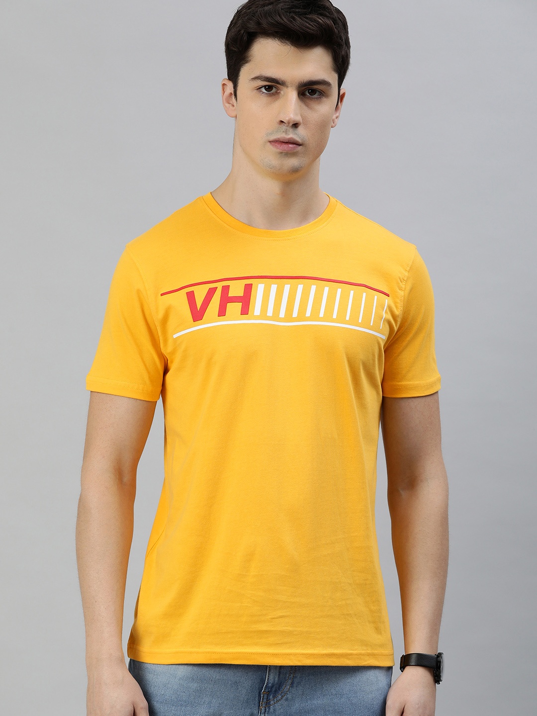 

Van Heusen Sport Men Yellow Printed Round Neck Pure Cotton T-shirt