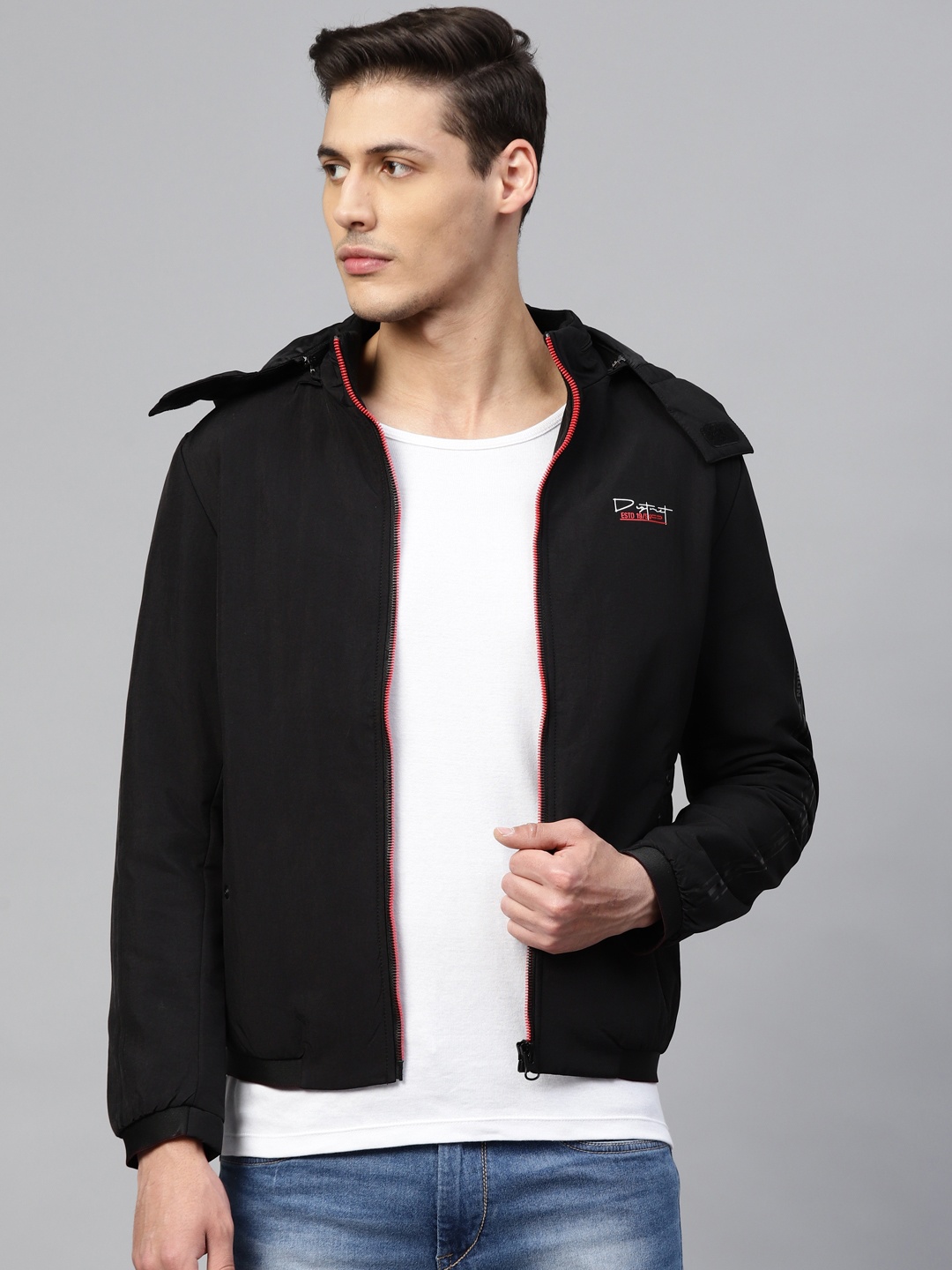 

Fort Collins Men Black Solid Hooded Lightweight Padded Jacket