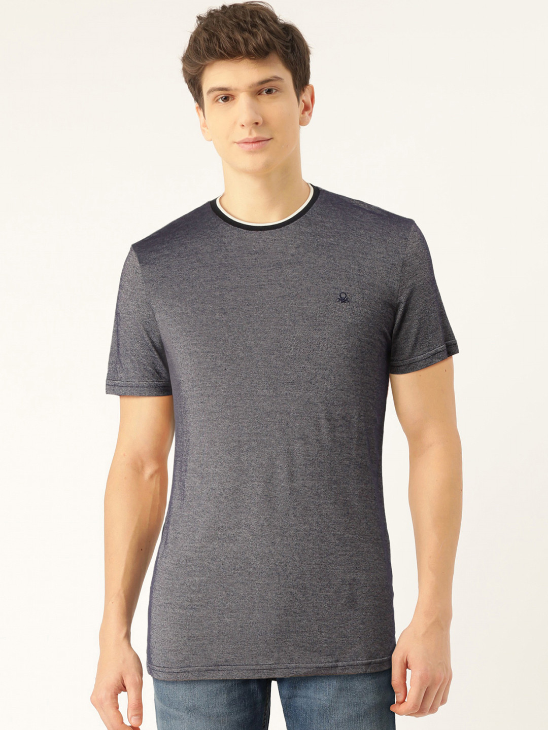 

United Colors of Benetton Men Navy Blue Solid Round Neck T-shirt