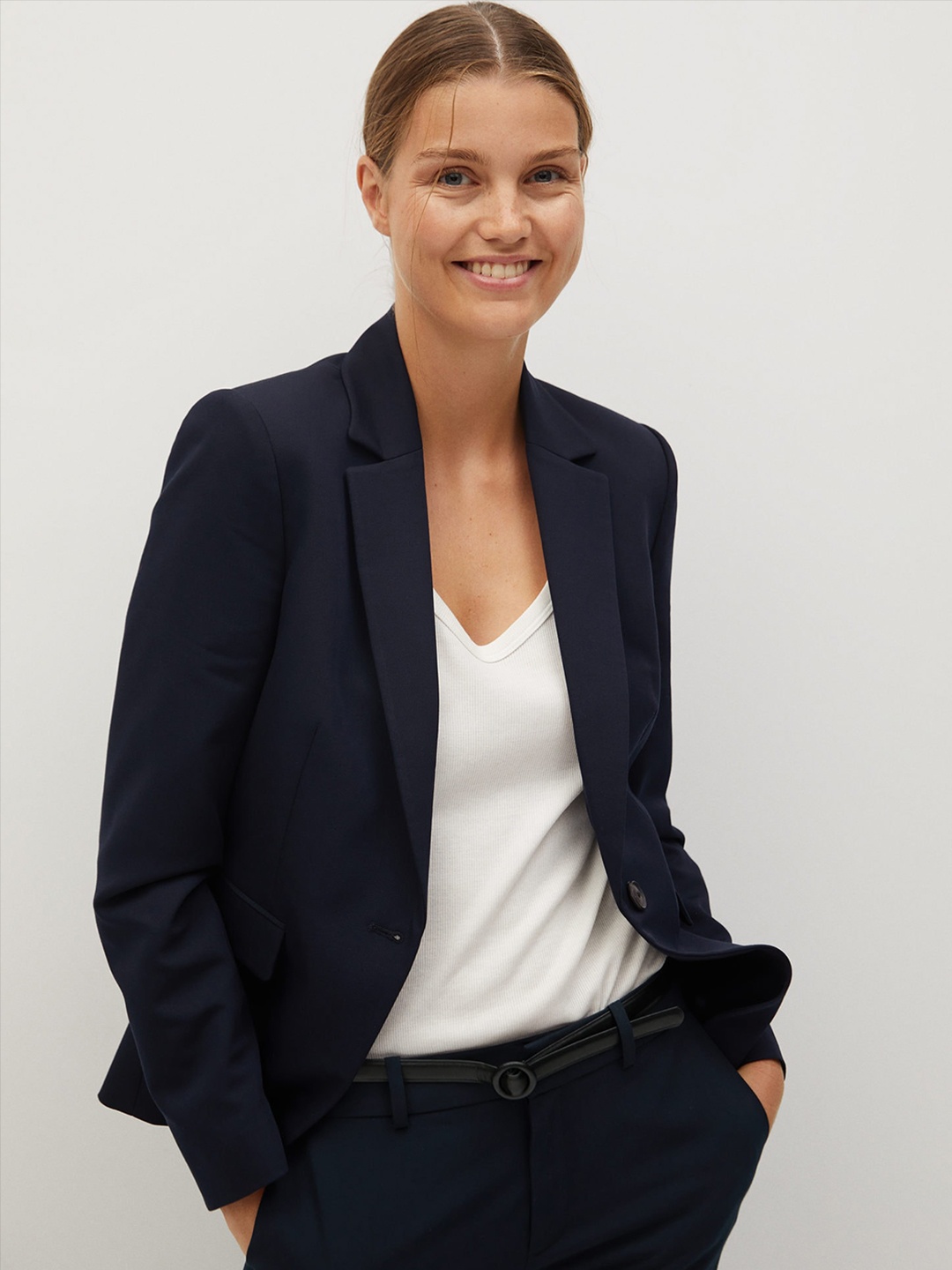 

MANGO Women Navy Solid Single-Breasted Formal Blazer, Navy blue