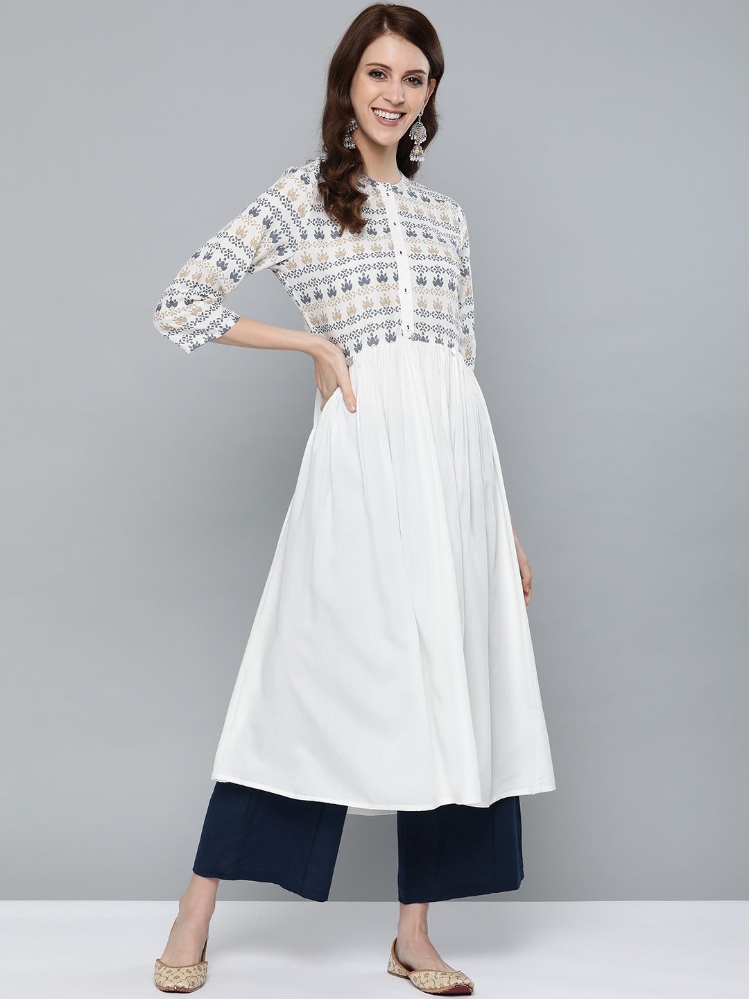 

HERE&NOW Women White & Beige Yoke Design A-Line Kurta