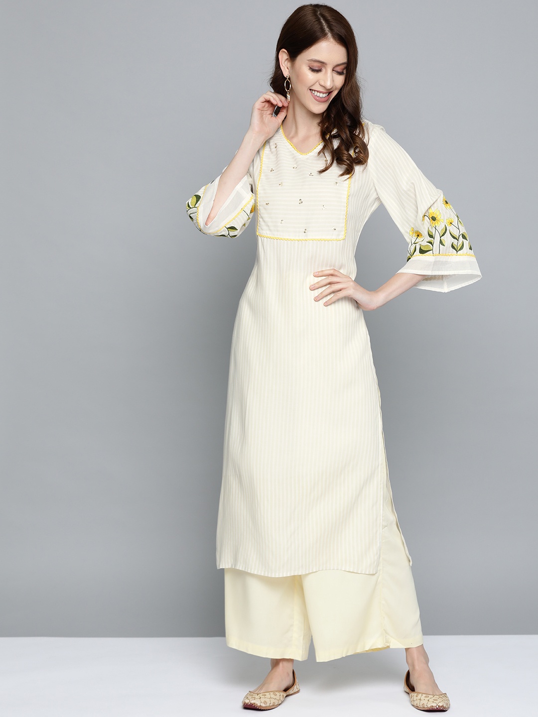 

HERE&NOW Women Off-White Striped Straight Kurta