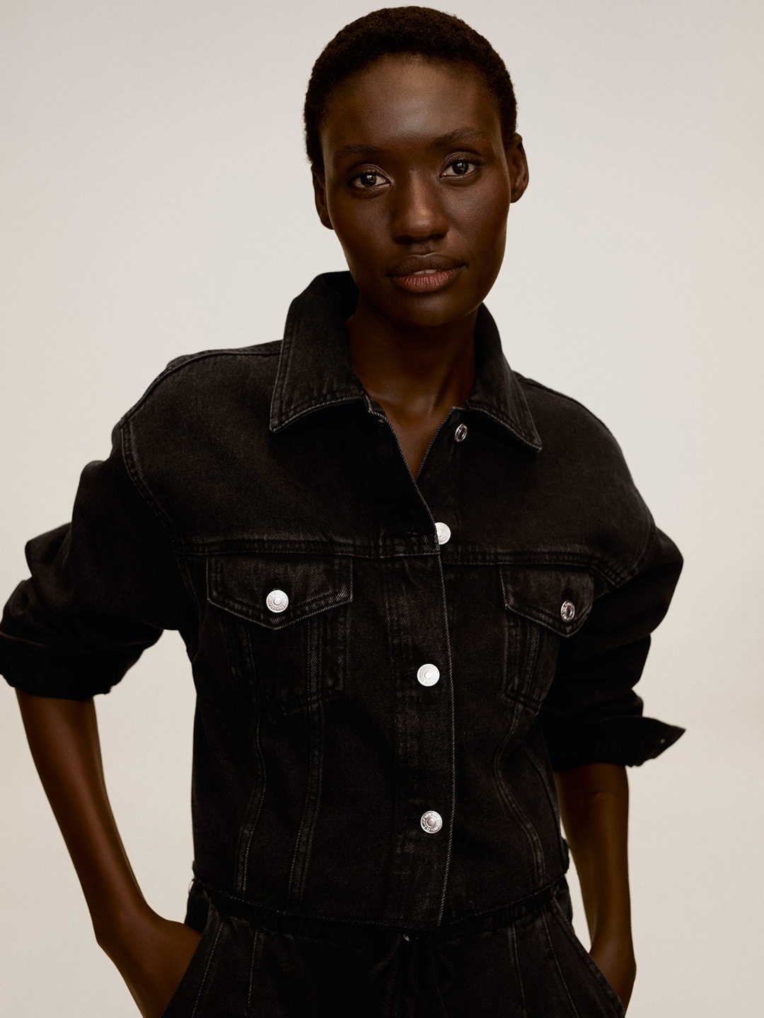 

MANGO Women Black Sustainable Solid Cropped Denim Jacket